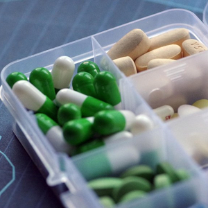 国产RET抗癌药三强陆续申请上市，进口药年治疗费用超40万元