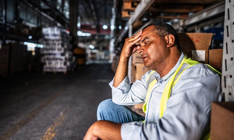 美国陷入“K型经济”，贫富差距持续拉大