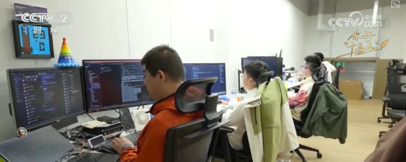 数字中国智能奔涌 科创技术迭代“变量”转化为向“新”发展“增量”