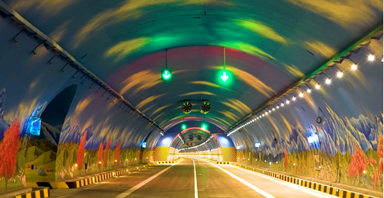 世界在建最长高速公路隧道――天山胜利隧道年底将具备通车条件