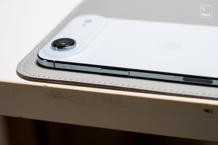 承认吧：手机越来越无聊了，要允许好玩的怪东西存在