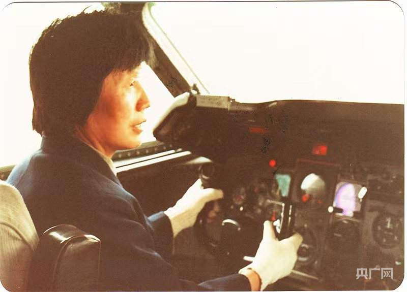 老龄盛典・银发榜样丨88岁女飞行员苗晓红:只要国家需要,我随时准备起飞!