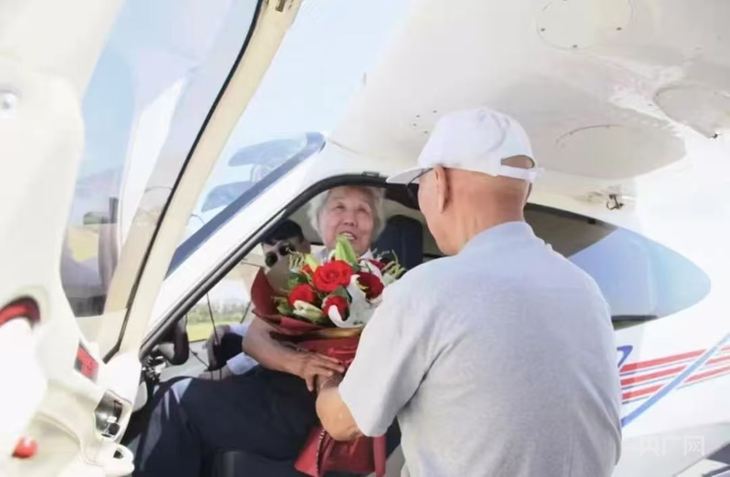 老龄盛典・银发榜样丨88岁女飞行员苗晓红:只要国家需要,我随时准备起飞!