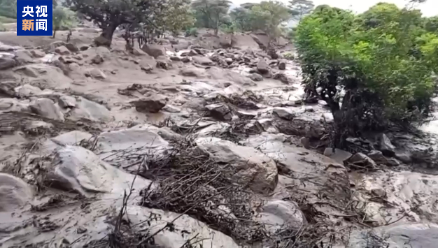 肯尼亚西部发生山体滑坡 至少13人死亡