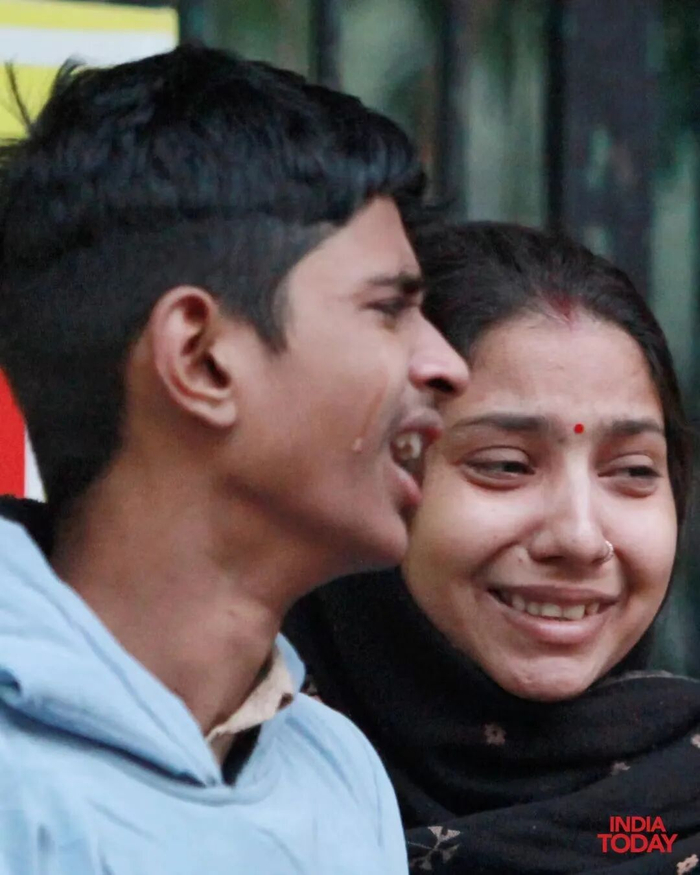 这两件事，很蹊跷