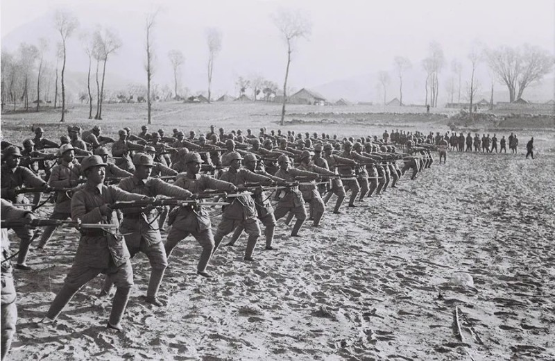 理响中国・烽火丹心丨一寸底片 一寸山河