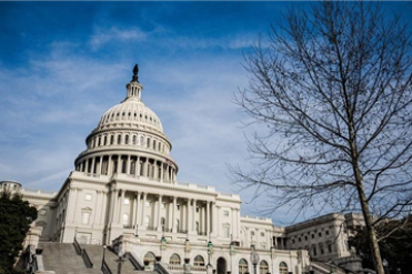 爱泼斯坦案“热度”回升 特朗普：该去查克林顿等人