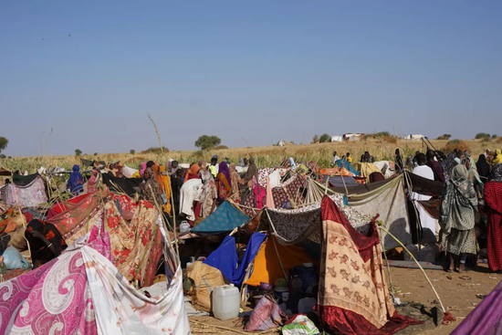 这里已被屠城，血迹太空可见