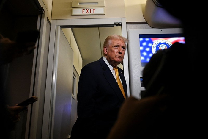 MAGA分裂？特朗普突然爆发：咆哮的疯子