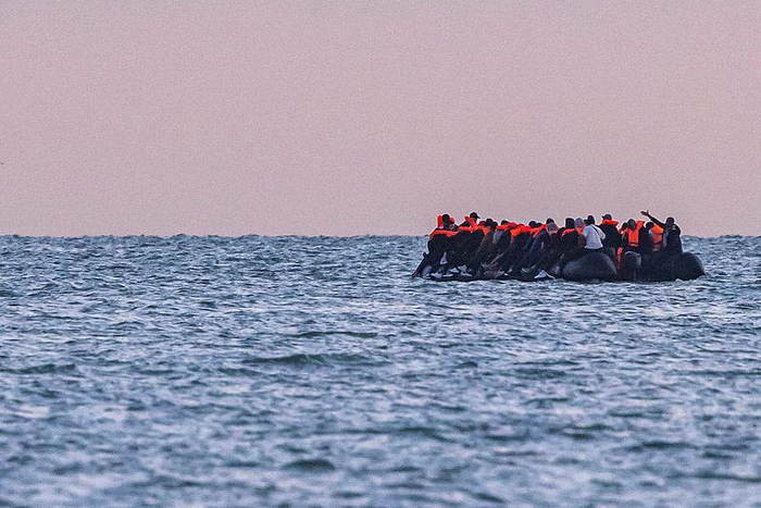 英国公布庇护制度改革方案 将全面收紧难民政策