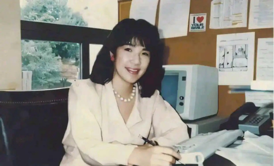 深挖 | 骑摩托、玩摇滚、猜拳赢了让老公跟自己姓……高市早苗，要多野有多野！