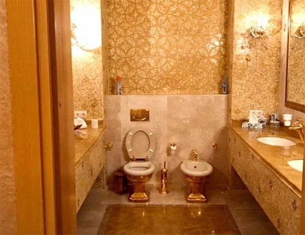 “总统的朋友们打劫国家”，泽连斯基面临清算时刻