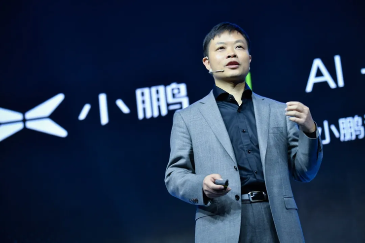 被Figure CEO质疑量产视频造假,优必选:他们应多来中国看看;胖东来补偿受委屈员工35.9万元;贝索斯复出搞AI被嘲“跟屁虫”