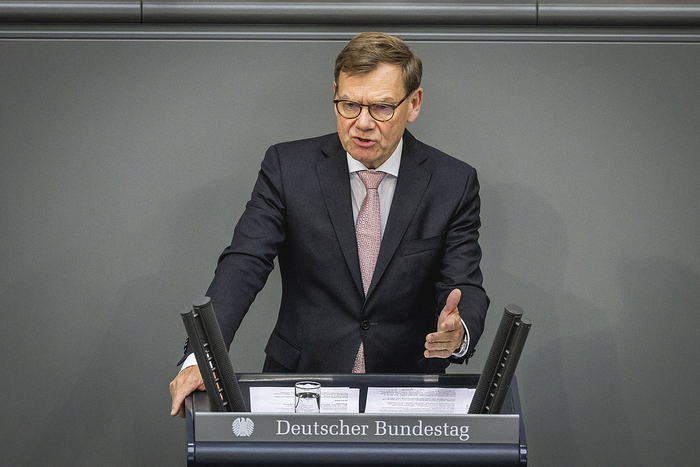 德国称“28点”新计划有待商榷 将与美方共同审议