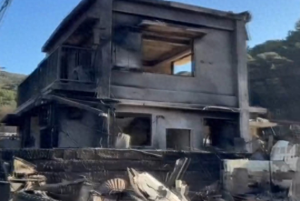 日本大分县火灾持续6天，仍未完全扑灭