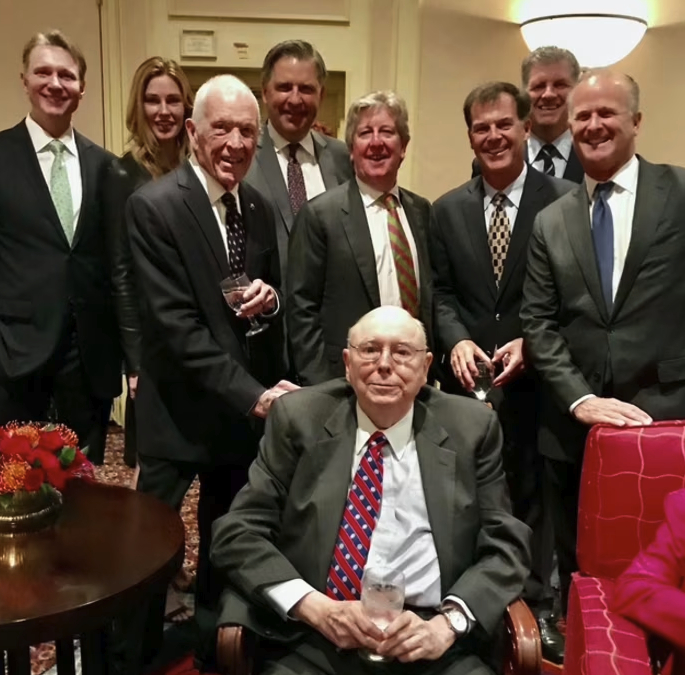 查理·芒格晚年未曾公开的故事曝光