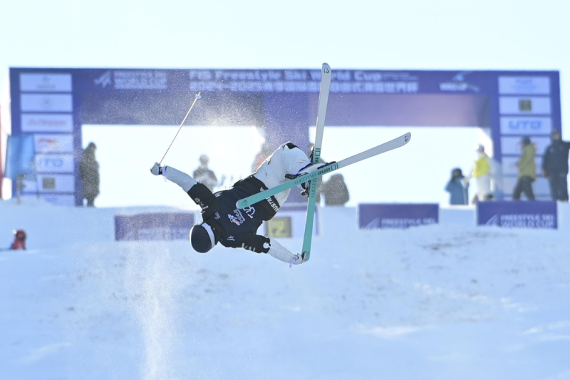 二十四节气看吉林｜小雪：沸雪迎冬热浪涌 烟火暖寒欢意浓