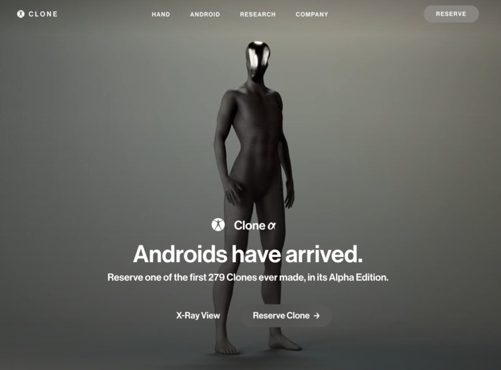 小鹏机器人里面是不是真人？全球网友吵翻了，CEO 现场「扒开衣服」自证