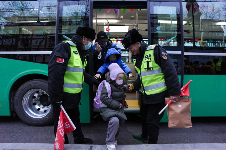 一张蓝图何以绘到底――北京以规划引领超大城市治理的启示