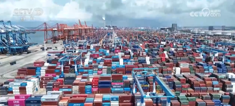 33.78亿吨、3%，创新高！铁路货运“大动脉”畅通有力 成绩单“含金量”足