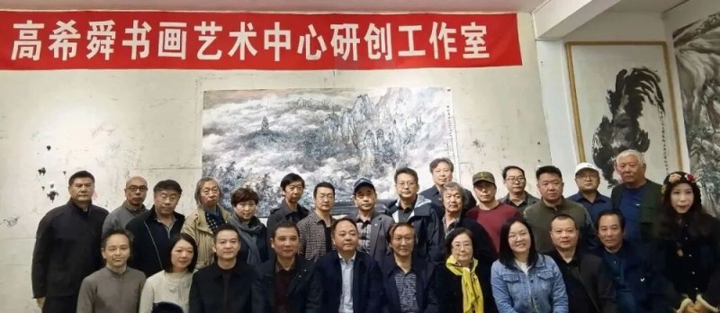 以笔墨铸时代风骨 用绘画助文化发展――北派山水艺术中心画家湖南采风创作行