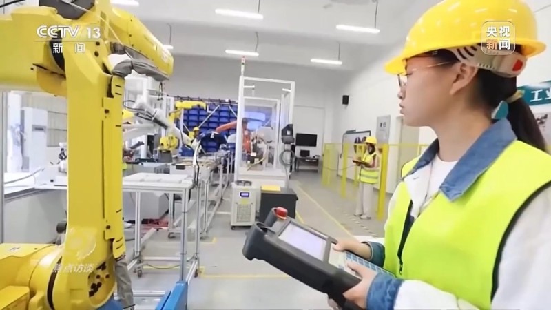 焦点访谈丨向着新目标前进：投资于人 更幸福的未来