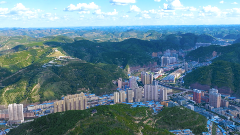 【理响中国・薪火“燃”青春】迈步踏上新长征：以青春密码解时代命题