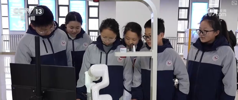 “双师课堂”“未来课堂”服务中小学科技教育 夯实创新人才培养“路线图”已划定