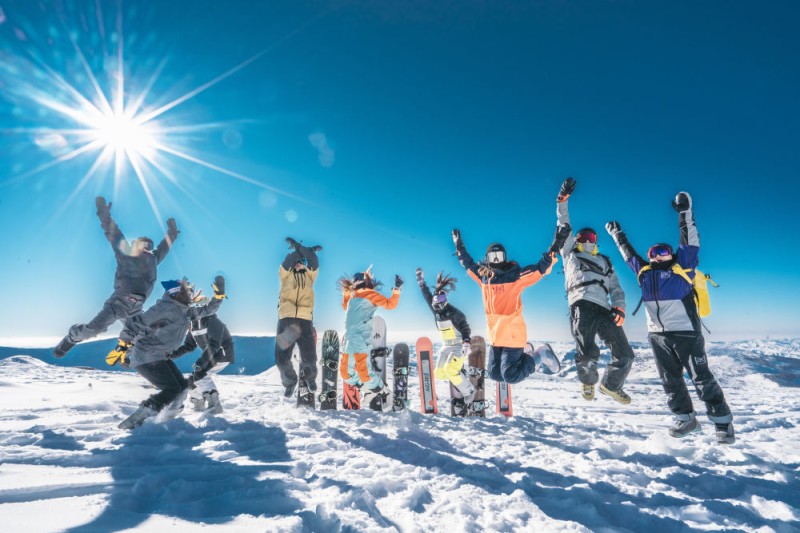 财经聚焦|各大滑雪场陆续开板 冰雪经济持续升温