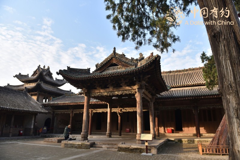 中国有约｜国际友人走进“活着的明清小城” 感受汾城古建筑群的历史魅力