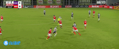 逆转！本菲卡2-1葡萄牙国民先赛距榜首3分 帕夫利季斯绝杀破门