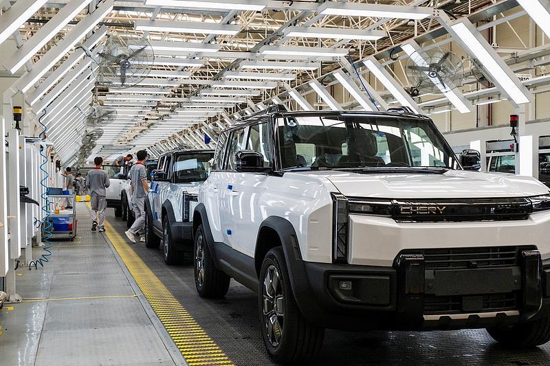 中国汽车市场强劲动力从哪来?多重利好叠加催热新能源车市场