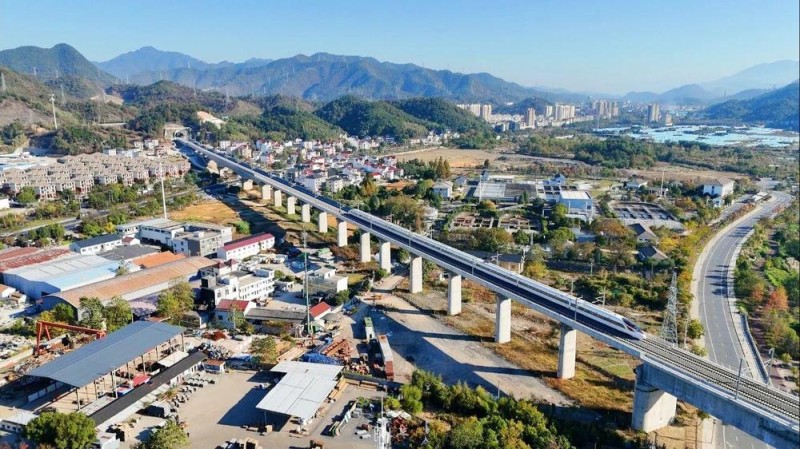 杭衢高铁，今起试运行！