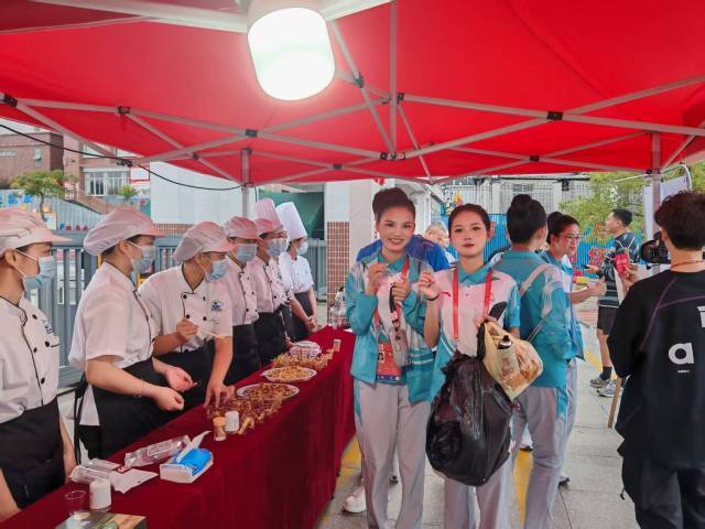 品鉴活动现场 “媒体+”助力“中华土鸡”全运“夺冠”,云浮鸡产业崛起引爆赛事经济新范式