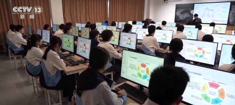 “双师课堂”“未来课堂”服务中小学科技教育 夯实创新人才培养“路线图”已划定