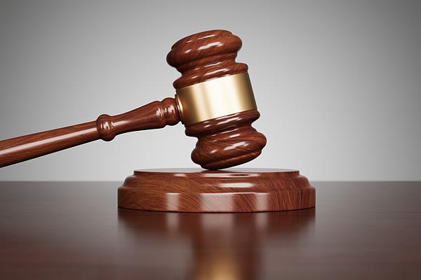 未成年人滑雪撞伤他人，谁之过？法院这样判→