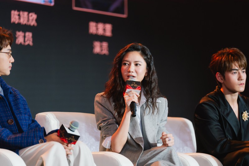 梁家辉关锦鹏对谈香港电影新生代 港片金鸡展映大放异彩