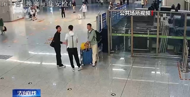 法治在线丨大学生遭“卖笔”骗局 被四拨人轮番上阵骗走8000元