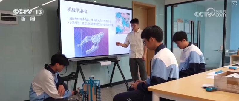 “双师课堂”“未来课堂”服务中小学科技教育 夯实创新人才培养“路线图”已划定