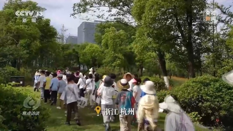 焦点访谈丨娃放春秋假 爸妈不在家?看各地“花式托管”接住焦虑