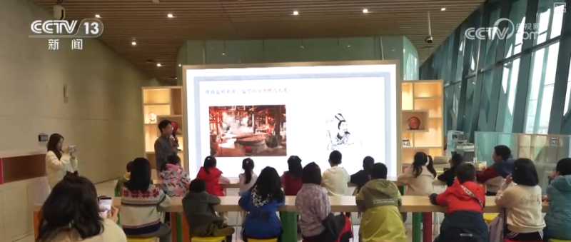 多元尝试打造快乐假期 “托底+协同”满足学生多样需求 | 多视角观察首个“秋假”↓