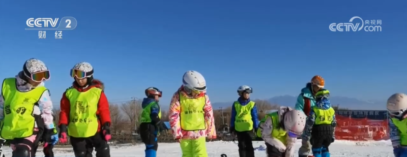 “冰雪假期”催热冬季游 “交通畅行+惠民礼包”激发文旅消费热潮