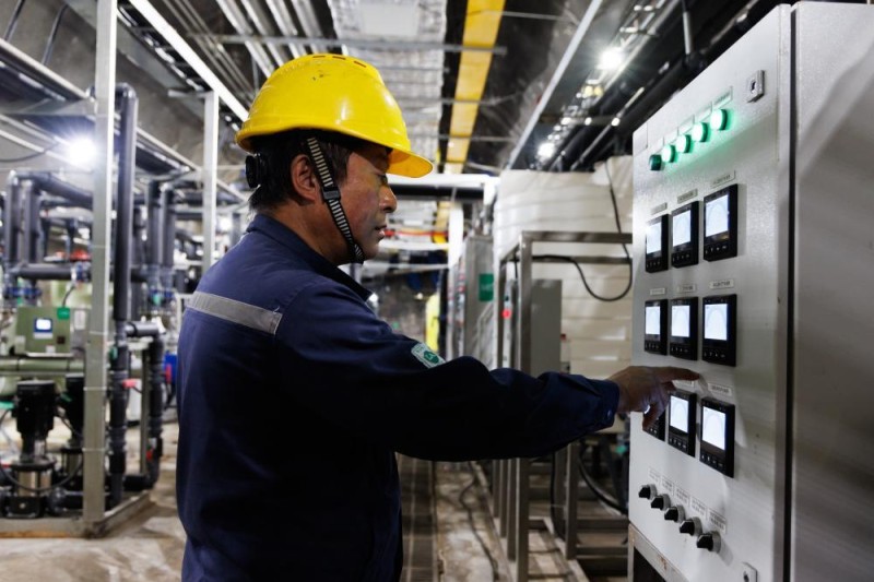 新华鲜报丨捕捉“幽灵粒子” 江门中微子实验测量精度创新高