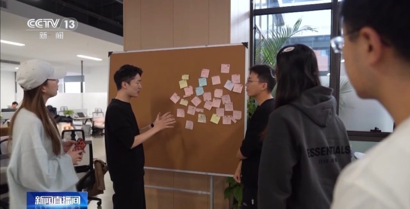 AI宠物、AI眼镜……“科技+”如何改变日常生活?