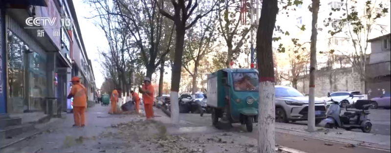 多地迎来大范围降雪降温天气 各部门协同联动保畅通保生产