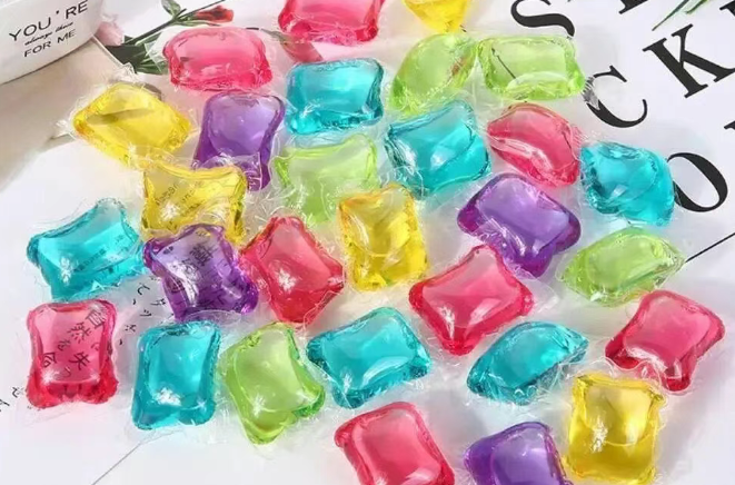 洗衣服时一个操作 灼伤眼角膜 这东西很多人爱用