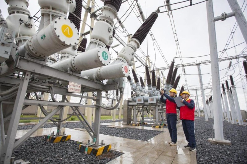 戈壁的光、草原的风、远方的水 这样成为供暖的电