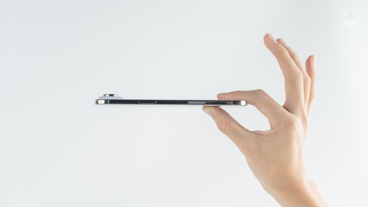 1999 元的 moto Air 手机，为什么比 iPhone Air 更香？