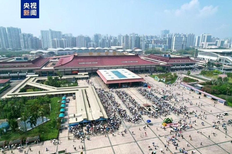 拱北口岸智能快捷通道一年来查验旅客超2500万人次