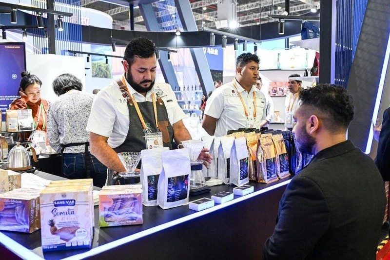 834.9亿美元中的“进”与“博”